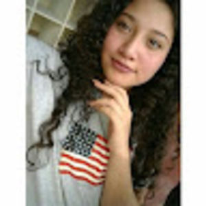 Meet your Posher, Alejandra